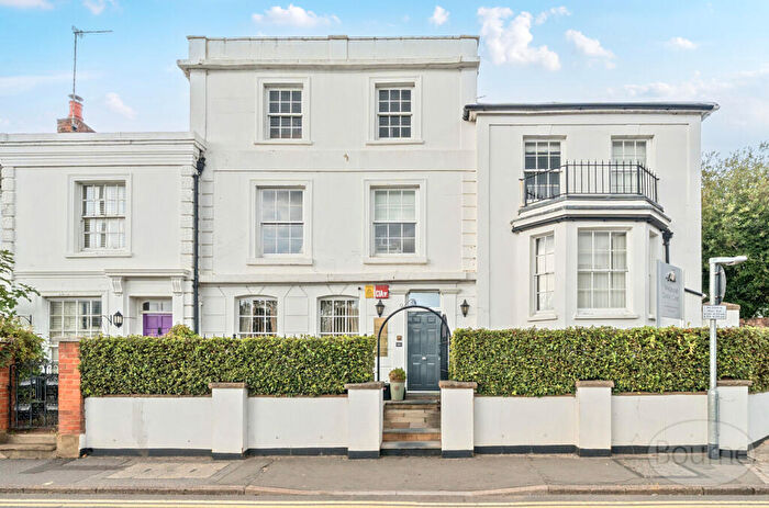 1 Bedroom Apartment For Sale In East Street, Farnham, Surrey, GU9