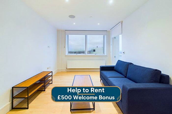 1 Bedroom Flat To Rent In Imperial Drive, Harrow, HA2
