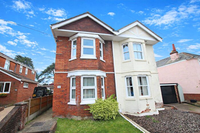 3 Bedroom Semi Detached House For Sale In Church Road, Bishopstoke, Eastleigh, SO50