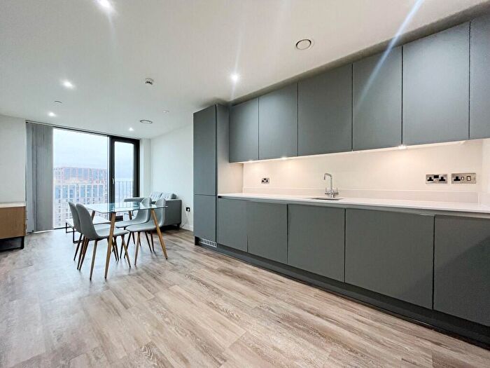 1 Bedroom Apartment To Rent In Store Street, Manchester, Greater Manchester, M1