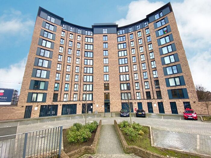 2 Bedroom Flat To Rent In Lincoln, Lexington Gardens, B15