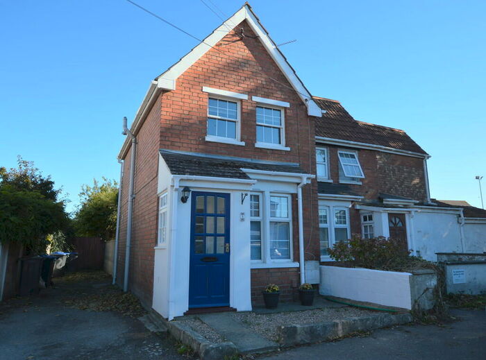 2 Bedroom Semi-Detached House To Rent In Coburgh Square, Melksham, SN12
