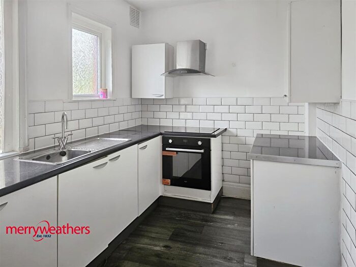 2 Bedroom Semi-Detached House To Rent In Simpson Place, Mexborough, S64