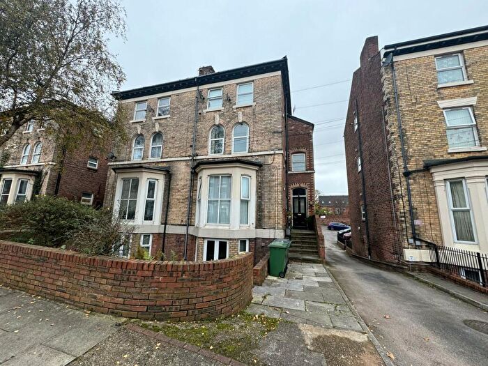 2 Bedroom Flat To Rent In Barnard Road, Birkenhead, Wirral, CH43