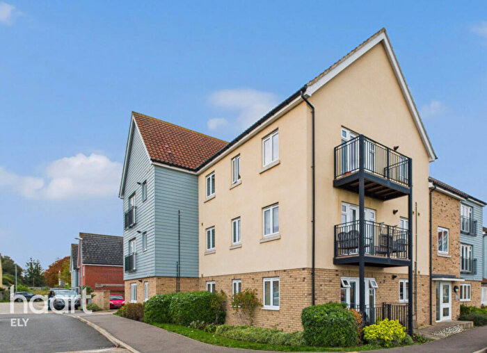 2 Bedroom Flat For Sale In Celandine View, Soham, CB7