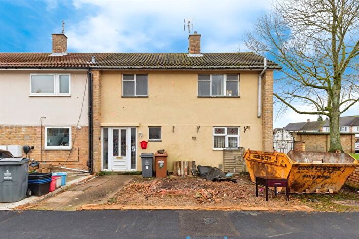 3 Bedroom Terraced House For Sale In Elbow Lane, Stevenage, SG2