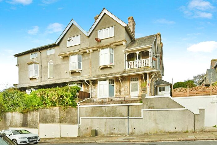 2 Bedroom Flat For Sale In Western College Road, Plymouth, PL4