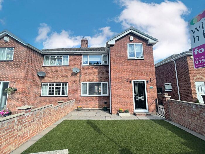3 Bedroom Semi-Detached House For Sale In Crawley Avenue, South Kirkby, Pontefract, WF9