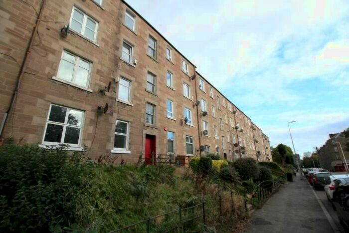 2 Bedroom Flat To Rent In Dens Road, Dundee, DD3
