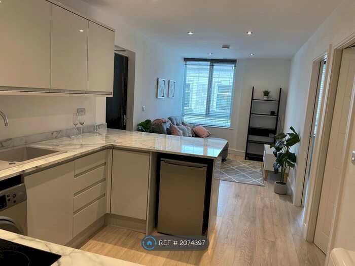 1 Bedroom Flat To Rent In Manchester Rd, Burnley, BB11