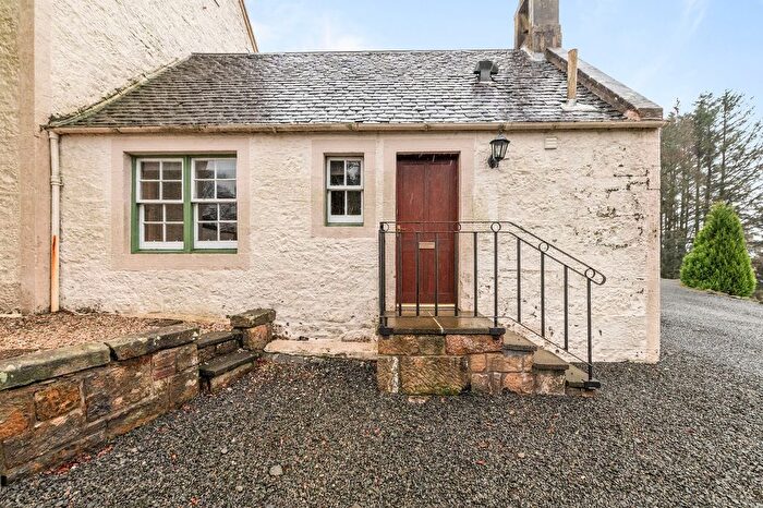 2 Bedroom Semi-Detached House To Rent In West Plean, Stirling, FK7