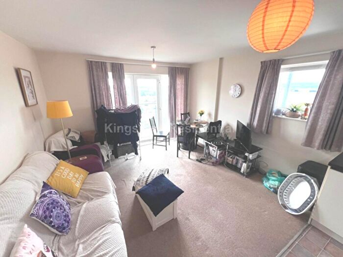 2 Bedroom Apartment To Rent In Bedroom Flat At Overstone Court, Butetown, Cardiff, CF10