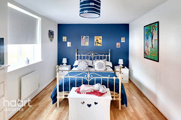 1 Bedroom Apartment For Sale In Sockburn Close, Leicester, LE5