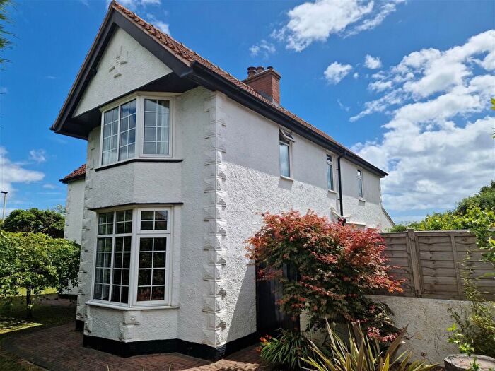 3 Bedroom Detached House For Sale In Salterton Road, Exmouth, EX8