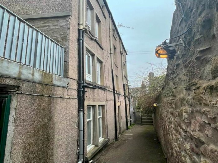 1 Bedroom Flat To Rent In , Flat Perth Road, Seafield House, DD1