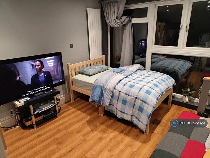 Studio To Rent In Manchester Road, London, E14