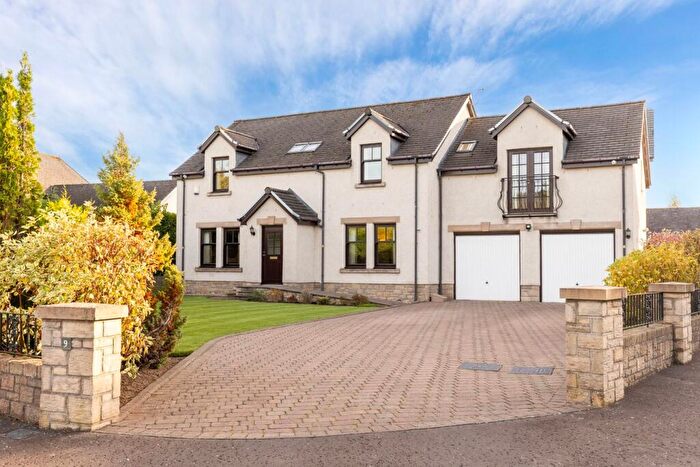 5 Bedroom Detached House For Sale In Clayton Park, Bridge Of Earn, Perth, PH2