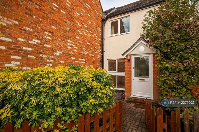 2 Bedroom Terraced House To Rent In London Road, Bagshot, GU19