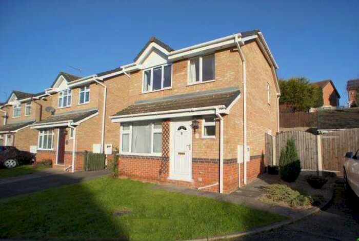 3 Bedroom Property To Rent In Gleadsmoss Lane, Oakwood, DE21