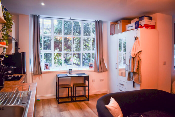 1 Bedroom Flat To Rent In Flat Bank Street, Lincoln, LN2