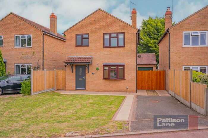 3 Bedroom House To Rent In Hereford Close, Desborough, Kettering, NN14