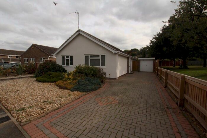 3 Bedroom Bungalow To Rent In White Edge Moor, Swindon, SN3