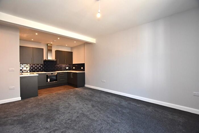 2 Bedroom Flat To Rent In Castle Street, Clitheroe, BB7