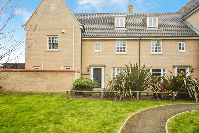 3 Bedroom Town House For Sale In Walne Close, Framlingham, Woodbridge, IP13
