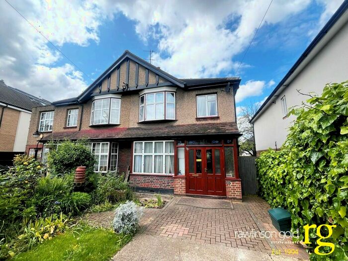 3 Bedroom Semi-Detached House To Rent In Corbins Lane, South Harrow, HA2