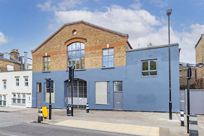 2 Bedroom House To Rent In Burghley Road, London, NW5