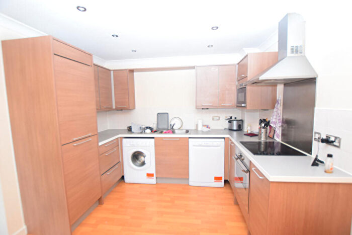 1 Bedroom Apartment To Rent In Quayside Drive, Colchester, CO2