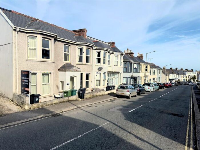 1 Bedroom Flat To Rent In Higher Tower Road, Newquay, TR7