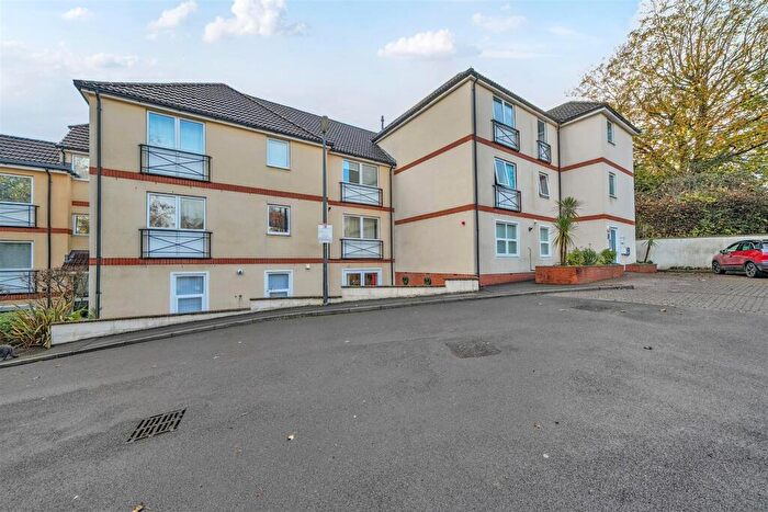 1 Bedroom Apartment For Sale In Orchard Road, Kingswood, Bristol, BS15