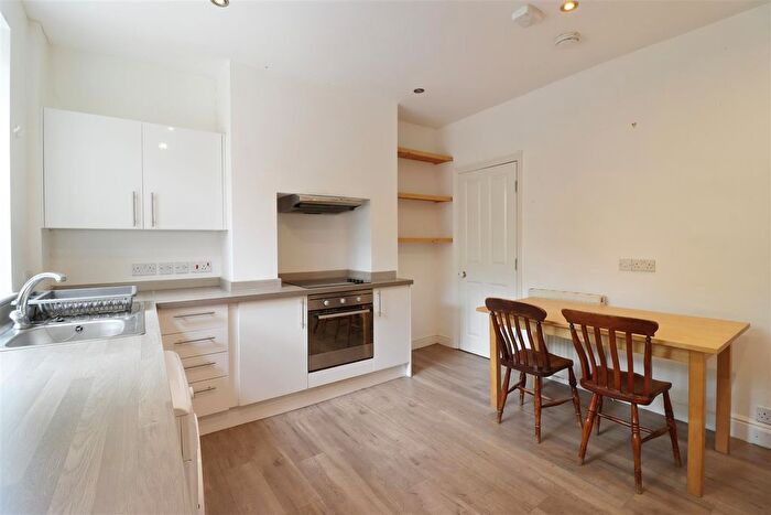 3 Bedroom Terraced House For Sale In Ivy Grove, Crookesmoor, S10