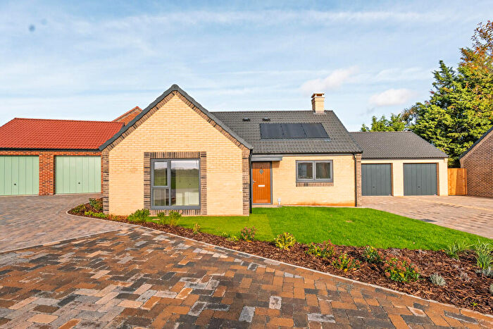 3 Bedroom Detached Bungalow For Sale In St Giles Park, Cringleford, Norwich, NR4