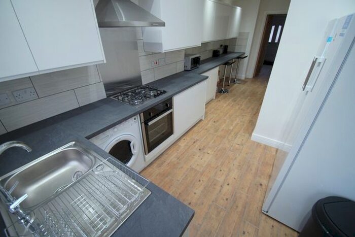 5 Bedroom Terraced House To Rent In Severn Road, Coventry, CV1