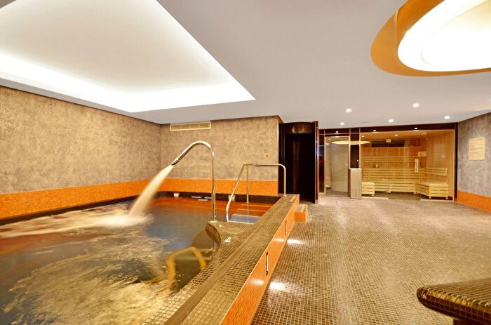 2 Bedroom Flat To Rent In City Road, Old Street, London, EC1V