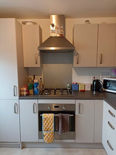 2 Bedroom Flat To Rent In South Gyle Broadway, Edinburgh, EH12