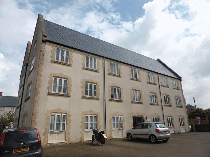 2 Bedroom Flat To Rent In Marsh Close, Shepton Mallet, BA4