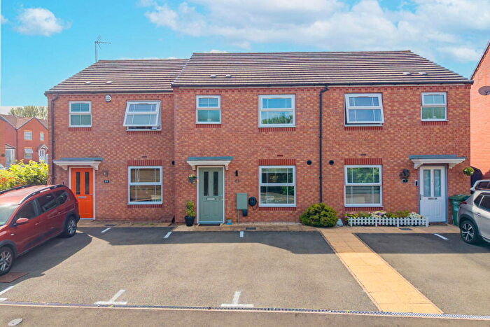 3 Bedroom Terraced House For Sale In Harpswell Avenue, Redditch, B98