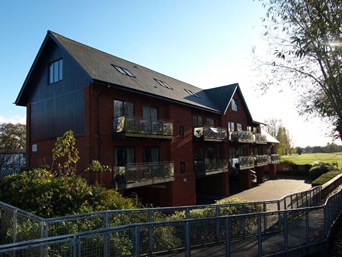 2 Bedroom Flat For Sale In Flat, Ironbridge Works, Newport Pagnell, MK16