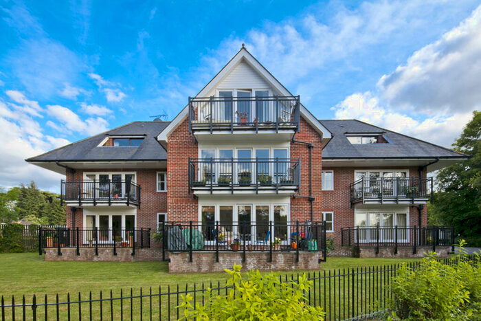 2 Bedroom Apartment To Rent In Waterside House, Pangbourne On Thames, RG8