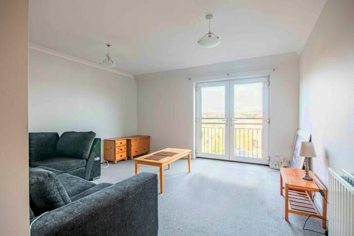 2 Bedroom Flat To Rent In St. Ninians Way, Linlithgow, EH49