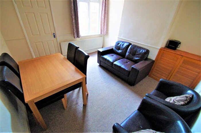 2 Bedroom Terraced House To Rent In Sovereign Road, Coventry, CV5