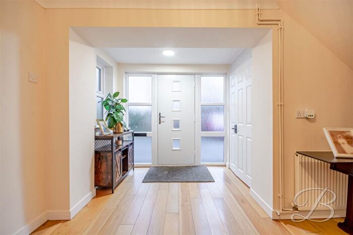 4 Bedroom Terraced House For Sale In Park Hall Road, Mansfield Woodhouse, Mansfield, NG19