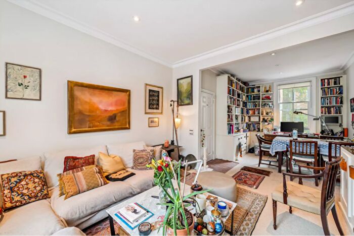 3 Bedroom Maisonette To Rent In Burnaby Street, SW10
