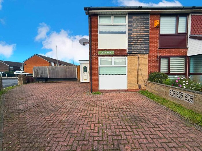 2 Bedroom End Of Terrace House To Rent In Jean Walk, Fazakerley, L10