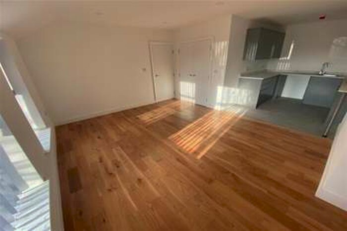 2 Bedroom Flat To Rent In Hargreaves Road, L17 8xx***available With Zero Deposit***