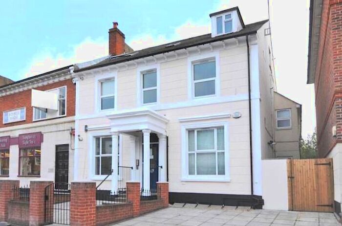 1 Bedroom Flat To Rent In Oxford Road, Reading, RG1
