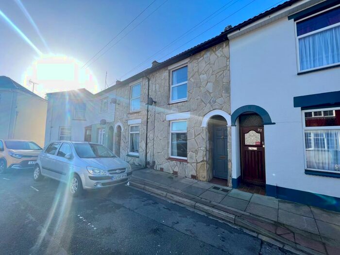 2 Bedroom House To Rent In Cuthbert Road, Portsmouth, PO1
